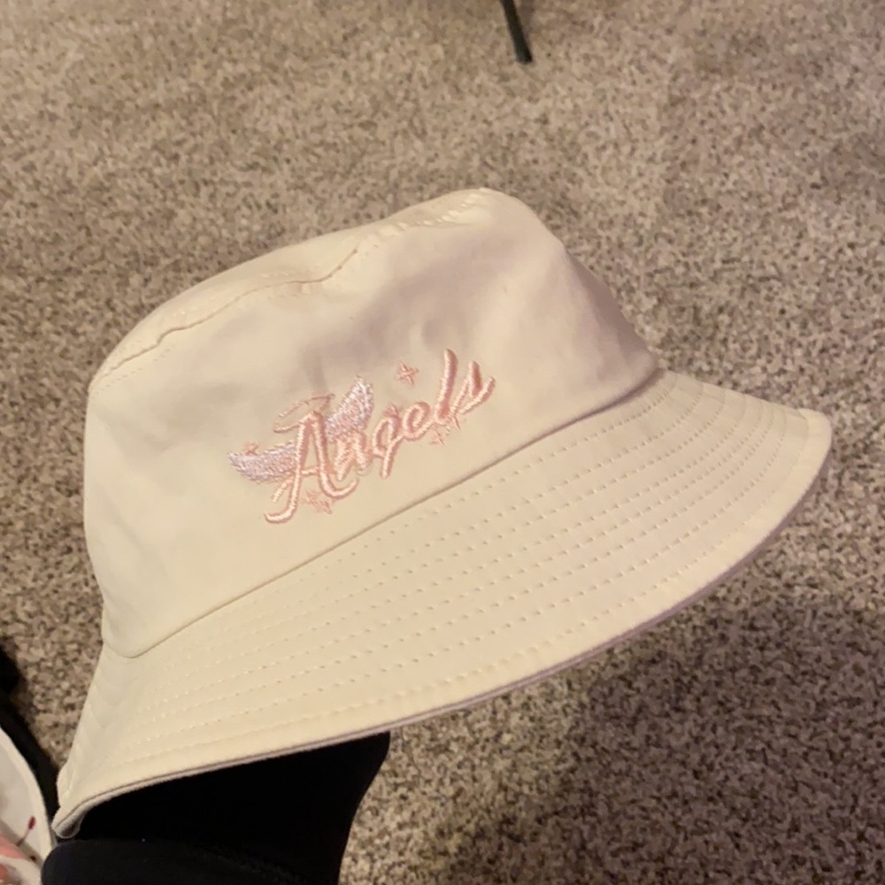 Bucket hat - Picture 2 of 2
